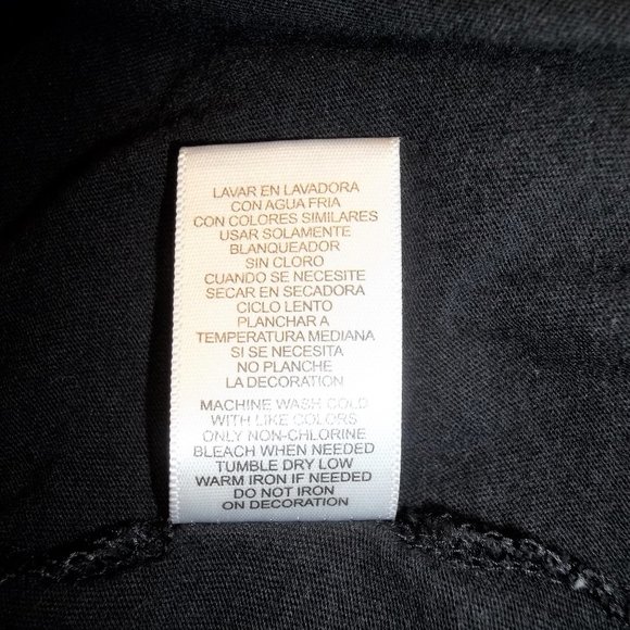 Daisy Fuentes Womens Top Blouse Size Medium Scoop Neckline Ruffles Casual Black - Picture 6 of 6